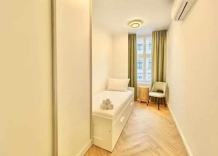 Apartment Luxurious Charm - Center Retreat 3dr *